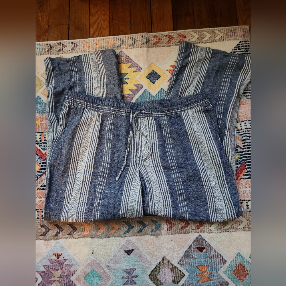 Old navy wige leg pants